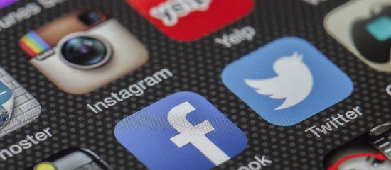Scammer use Tinder fake profiles to establish contact with their potential victims.